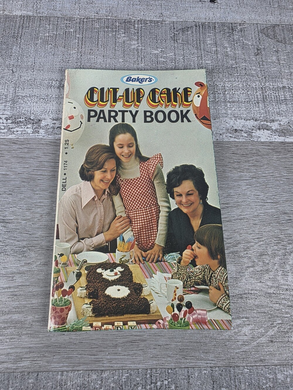 Vintage 1973 Baker’s Cut-Up Cake Party Illustrated Special Occasions g77a